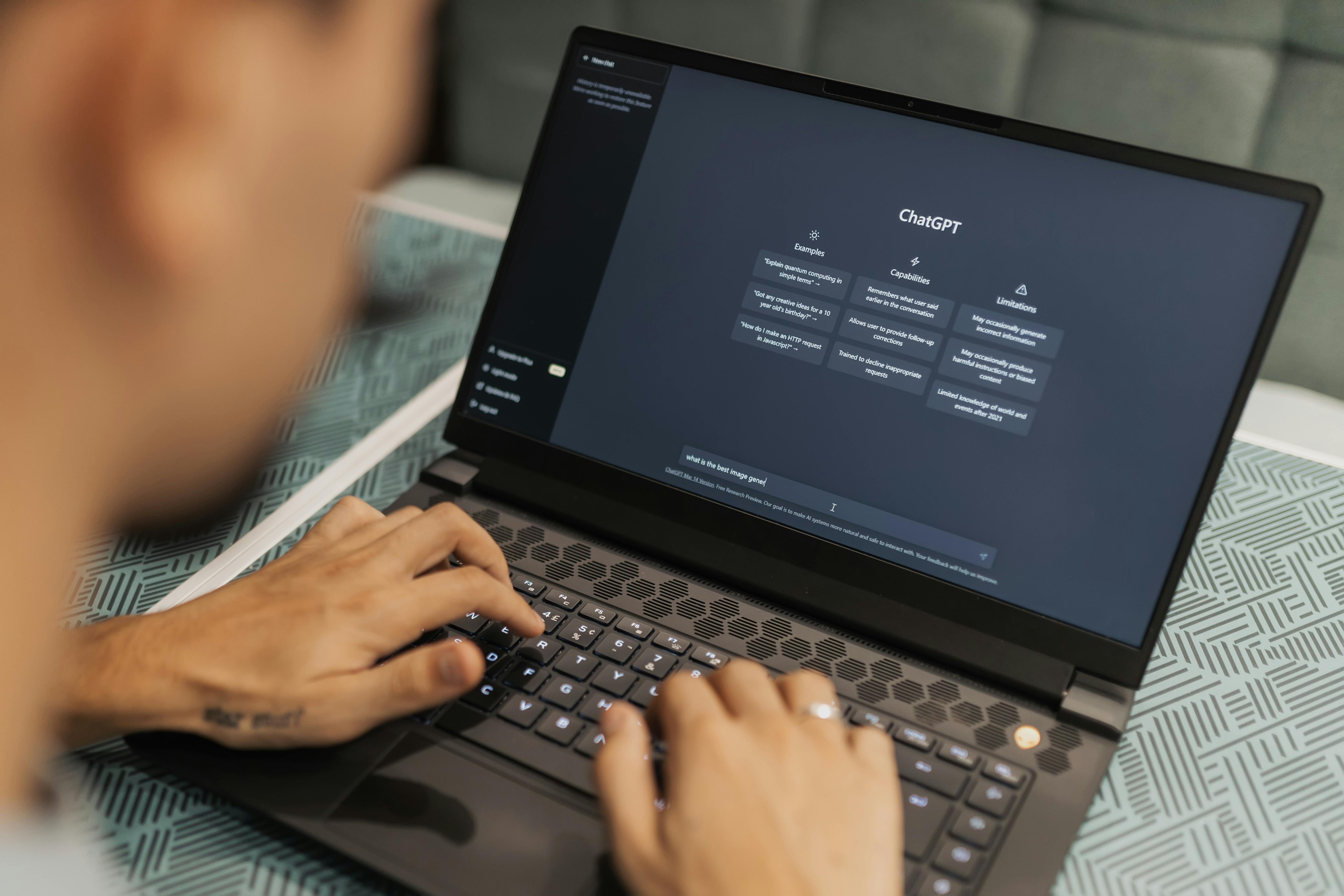 Fluents.ai | Choosing the Right AI Voice Platform: 2025 Buyer’s Guide